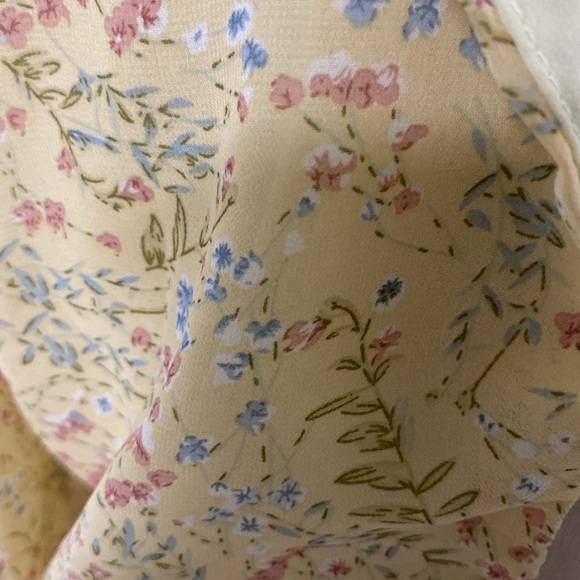 PALE BUTTER YELLOW FLORAL MILKMAID MABLE DRESS WRAP TOP W/ROUCHED SKIRT KEYHOLE - Picture 11 of 12